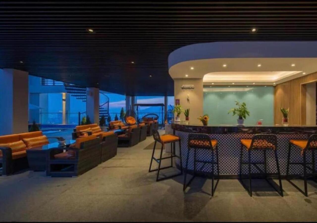 Sunrise Luxury Apartment With Ocean View Da Nang Zewnętrze zdjęcie